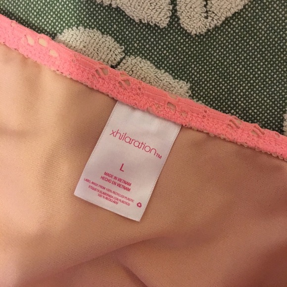 Bathing suit - Picture 3 of 3